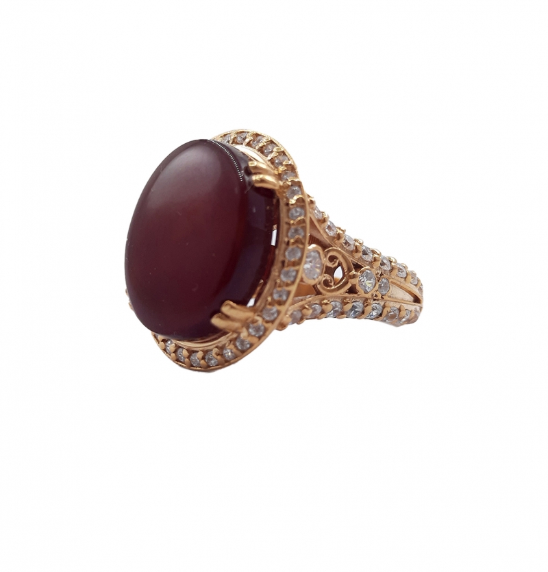 انگشتر طلا با نگین عقیق یمنی