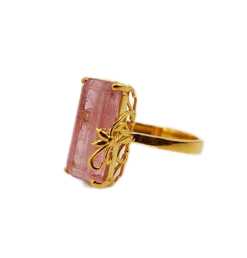 انگشتر کوارتز صورتی