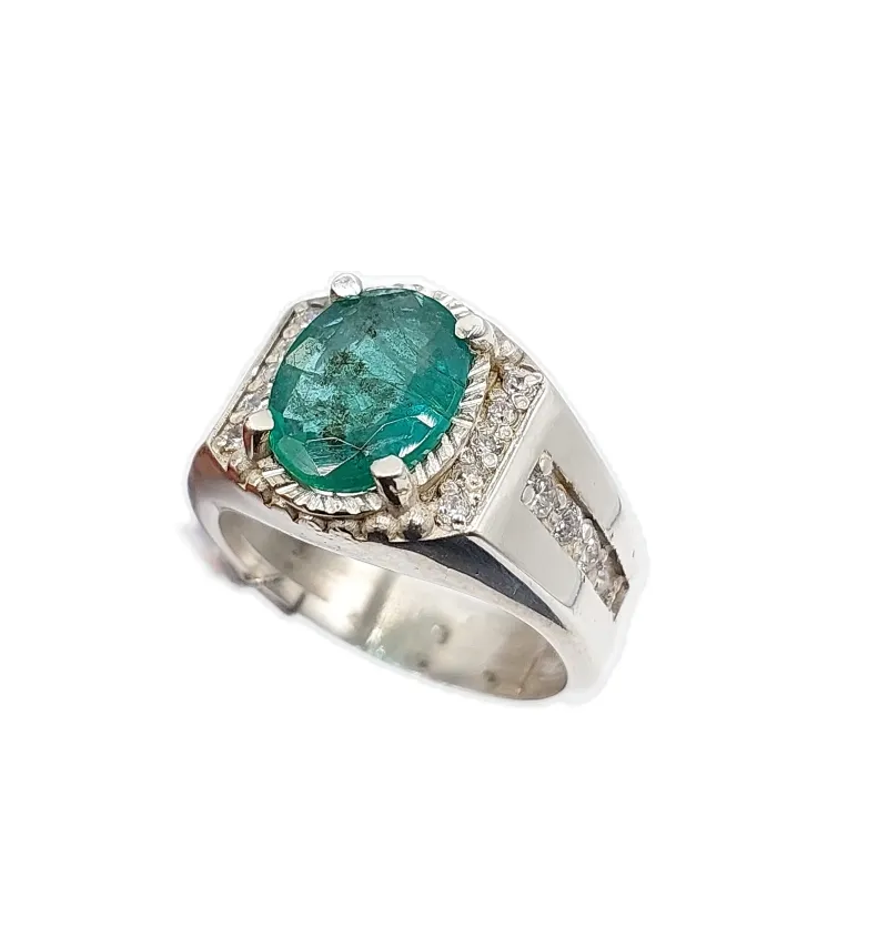 انگشتر مردانه زمرد