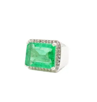 انگشتر مردانه زمرد