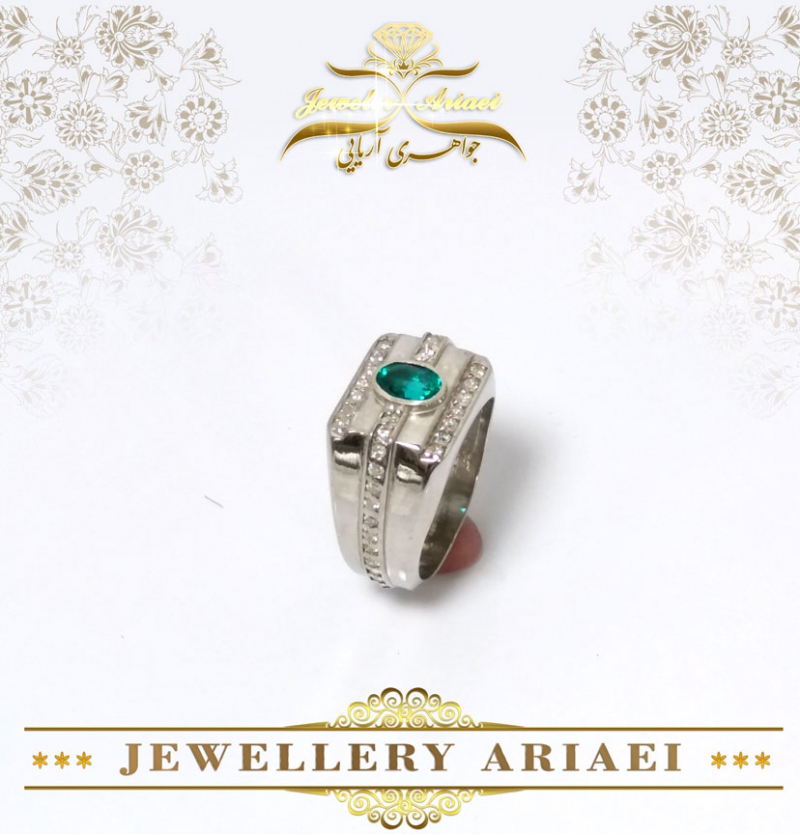 انگشتر مردانه زمرد