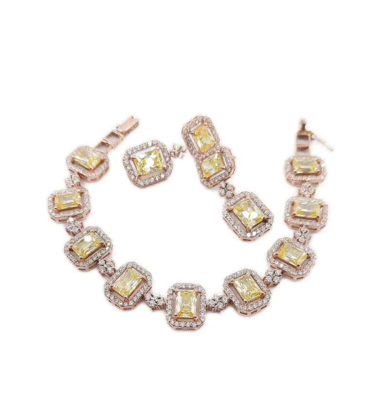 دستبند طلا زرد