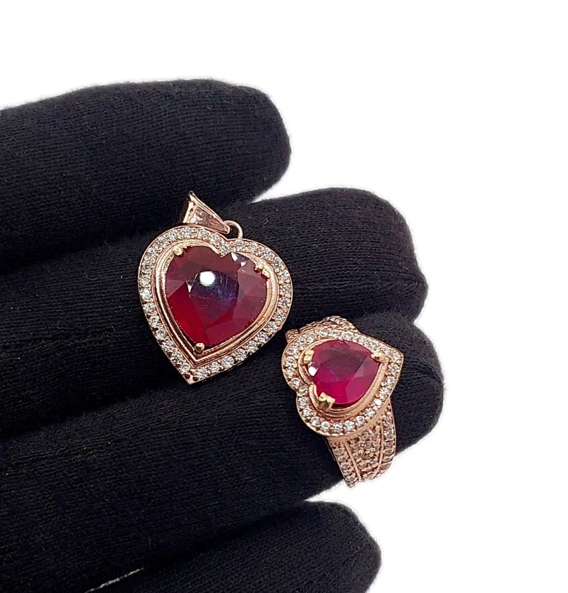 نیم ست یاقوت سرخ