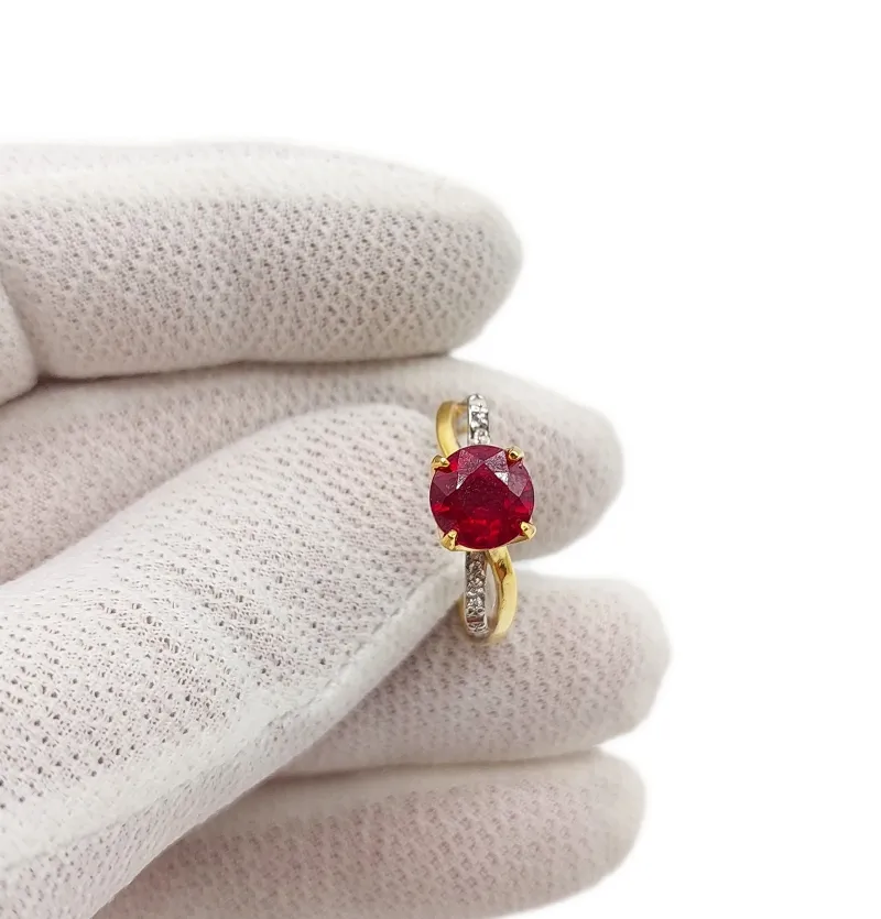 انگشتر تک نگین