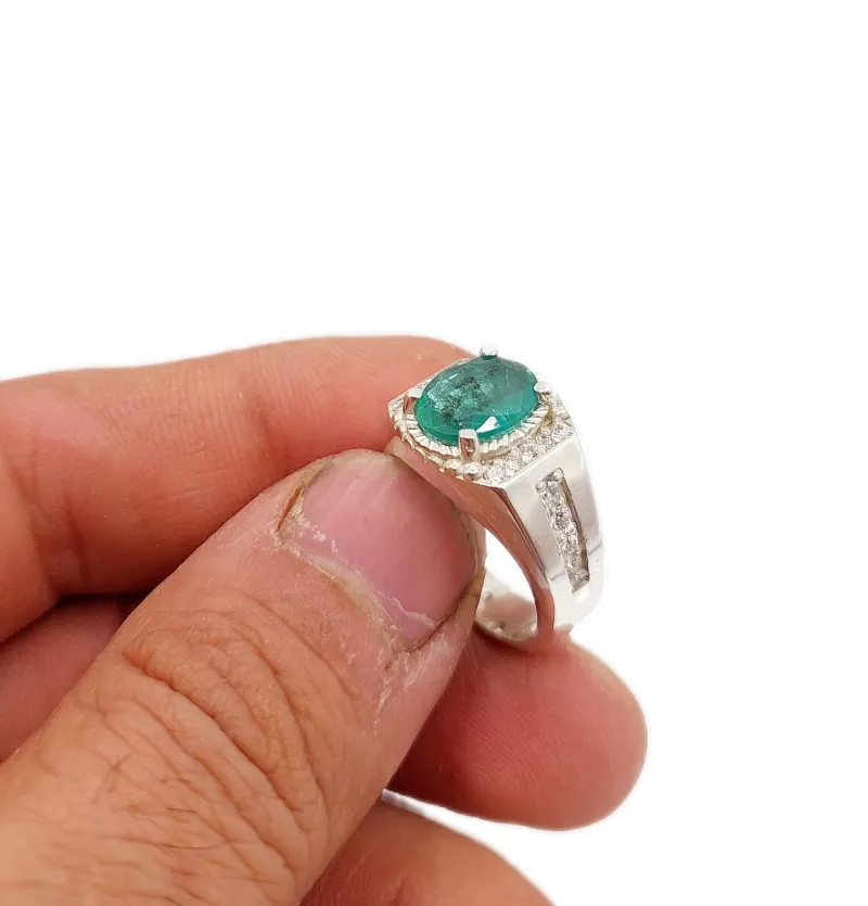 انگشتر مردانه زمرد